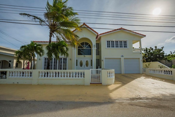 Luxury Palm Beach Villa - Residential for Sale