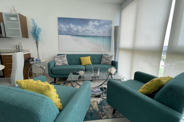 Oceanfront Condo at Blue Residence photo 3