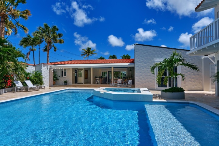 Luxury Oranjestad Villa photo 1