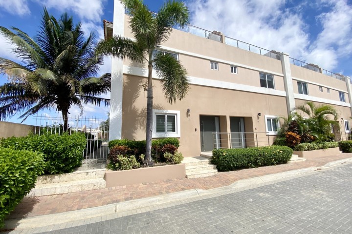 Le Vent Townhouse 18 For Sale photo 3
