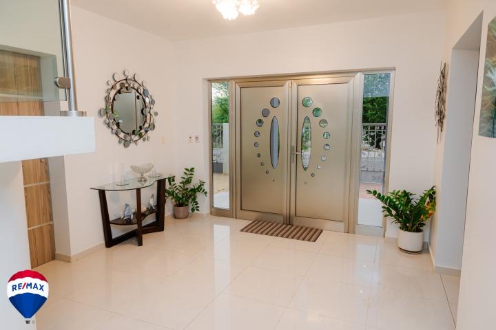 Exclusive Luxury Villa at Malmok photo 5