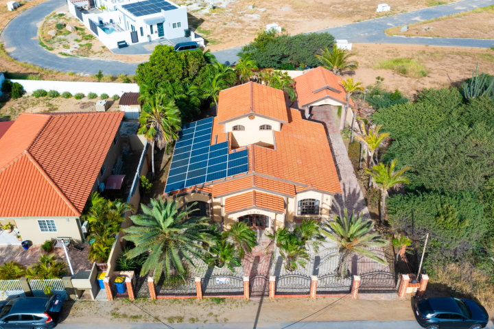 Exquisite Villa with Pool & Guest Apartment in Paradera photo 2