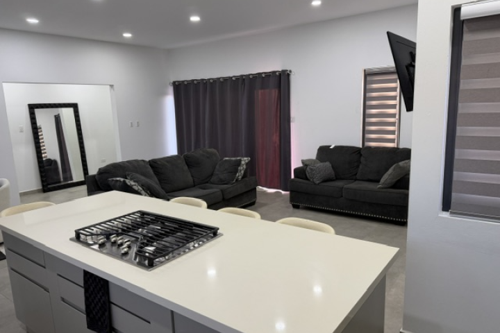 Furnished 3-Bedroom Home for Rent in Noord photo 3
