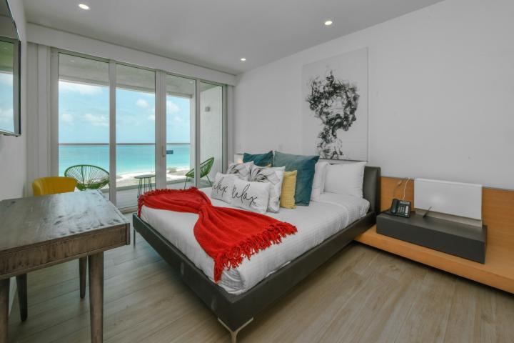 Blue Residences 3-Bedroom Penthouse photo 3